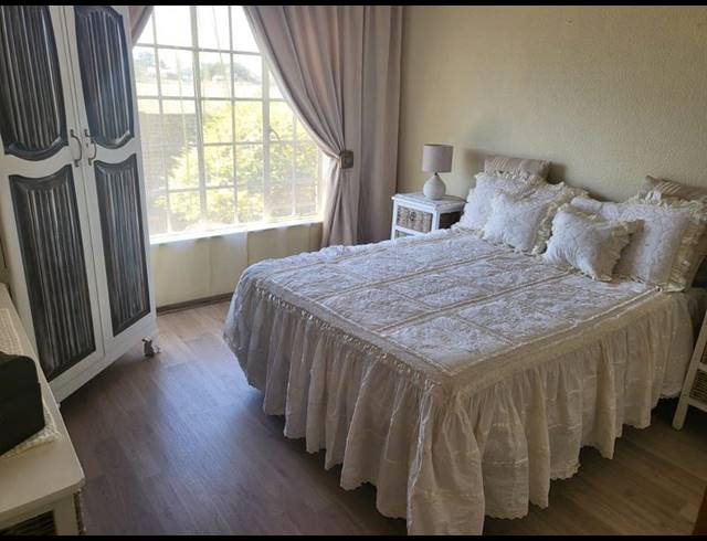 1 BEDROOM PROPERTY TO RENT IN SUNAIR PARK